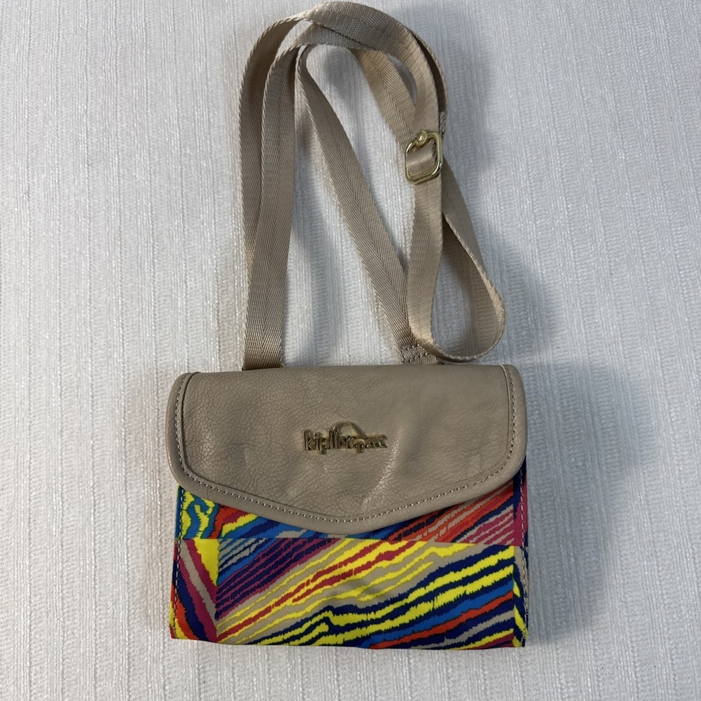 Kipling Mollie Wallet Pouch Clutch Removable Strap W/ Gold Accents